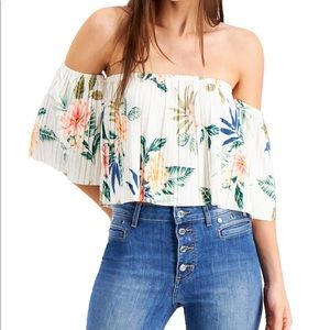 GUESS Off Shoulder Printed Pleated Crop Top